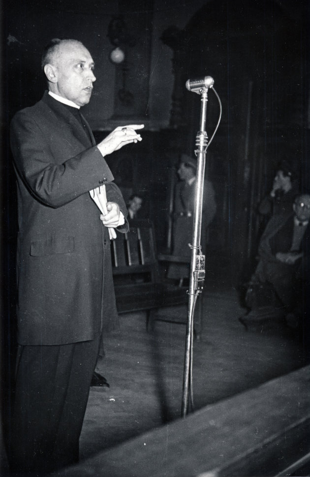 Koncepciós perének tárgyalásán a népbíróság előtt 1949 februárjában (Fortepan / Fortepan/Album045)
