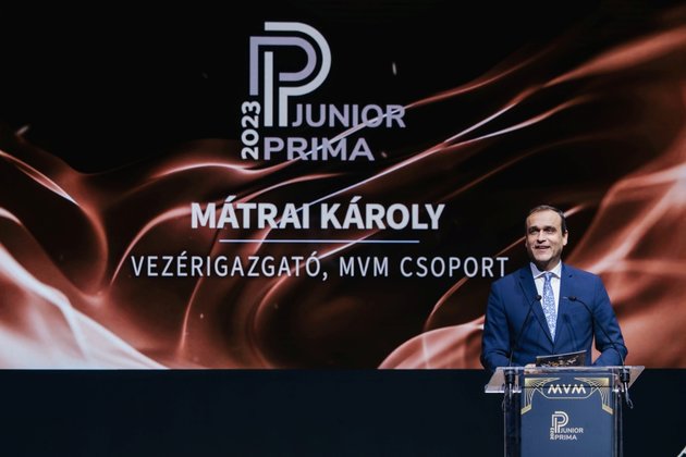 Mátrai Károly, az MVM Csoport vezérigazgatója köszöntötte a díjátadó vendégeit (Forrás: MVM Zrt.)