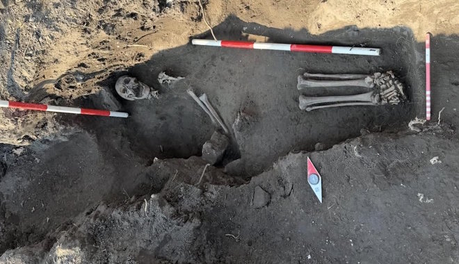 Kétszer megtalált késő középkori sírt tártak fel a szigligeti Avasi templomromnál