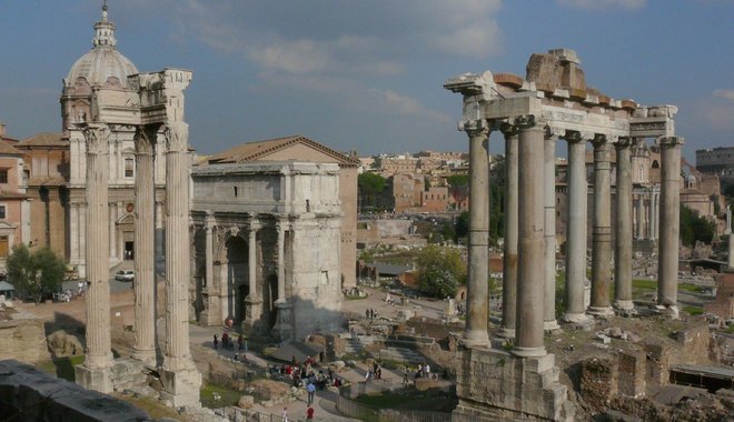 Gyalogos övezetté alakítják a Forum Romanum és a Colosseum közti régészeti területet
