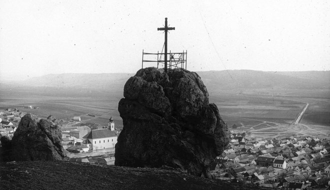 Abszurd szekták a 20. századi magyar sajtóban