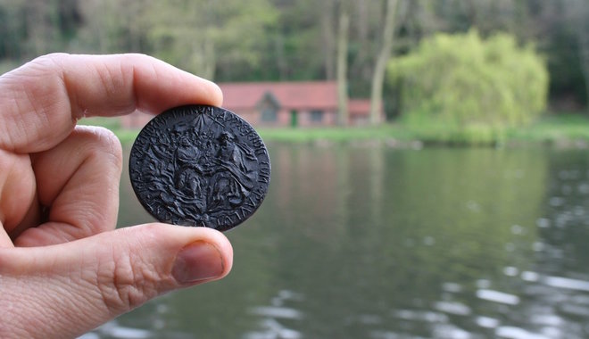 Megfejtették a canterburyi érsek folyóba dobott kincseinek rejtélyét