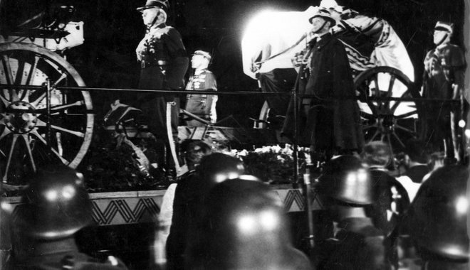 Ismeretlen amatőr film került elő Józef Piłsudski temetéséről