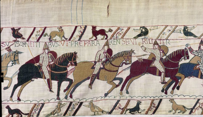 Középkori erdővel fogadják a Bayeux-i kárpitot Londonban