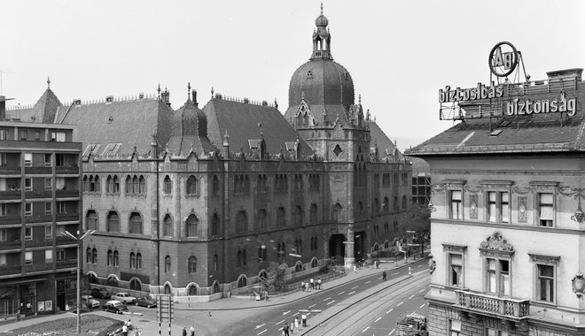 Zsolnay-archívummal újulhat meg az Iparművészeti Múzeum