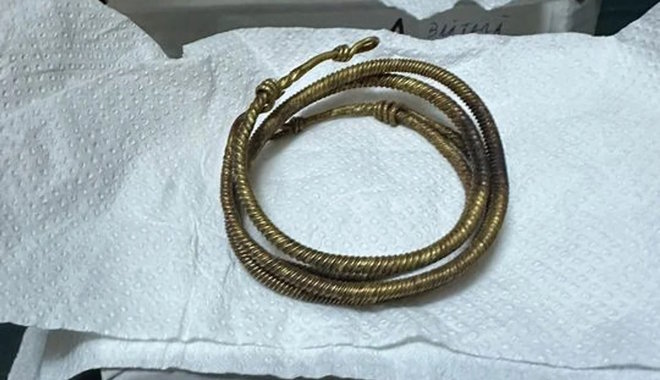 Háromezer éves bronzkori aranykincset találtak Romániában