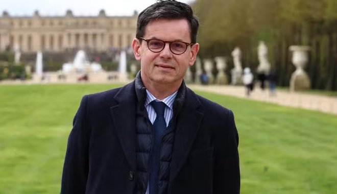 Szenátusi meghallgatáson mutatták be a Louvre felújítási terveit